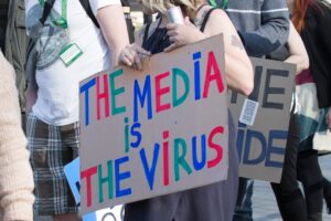 Photo media trusturi
