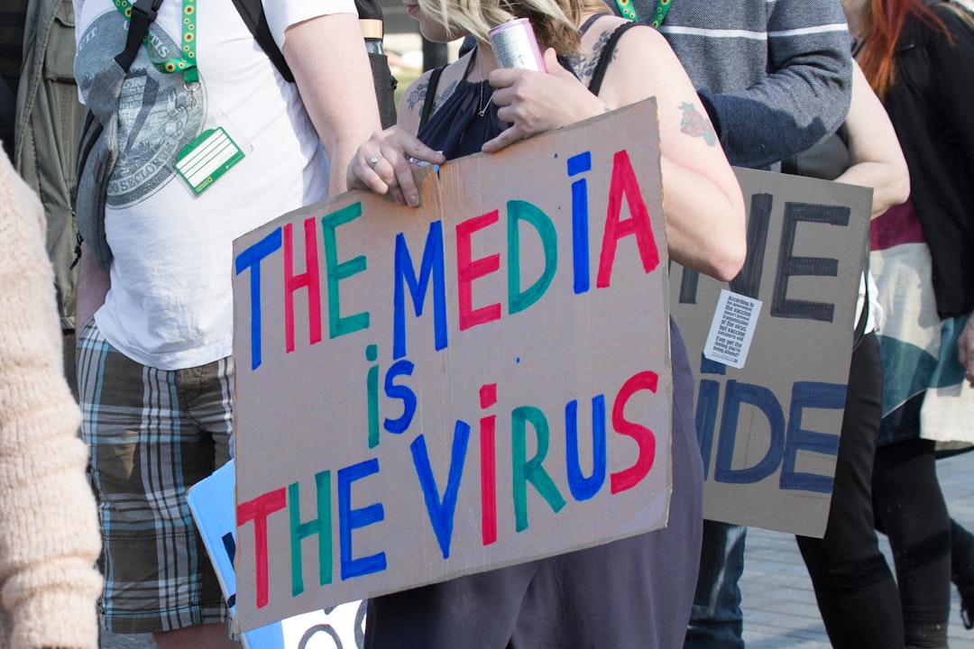Photo media trusturi
